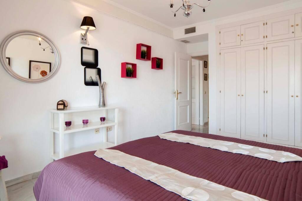 Fuengirola , Beach, Centre ,Balcony With Seaview, For 4 Persons Eksteriør bilde